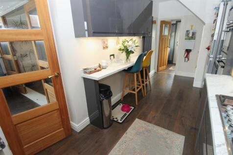 Kitchen4.JPG