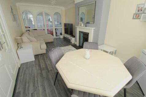 Through Lounge
