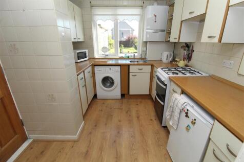 Kitchen.JPG
