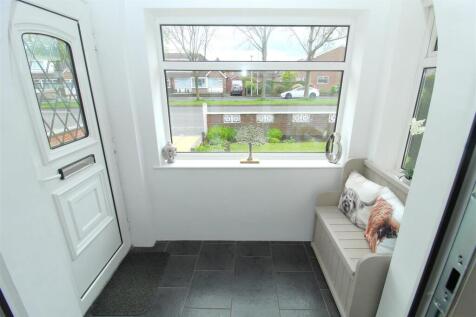 Porch.JPG