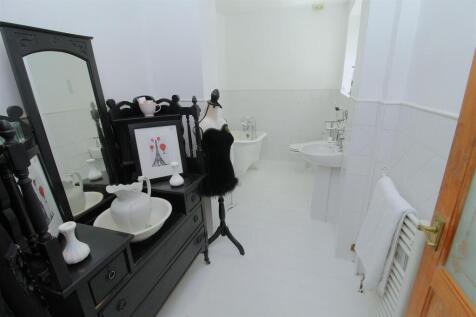 Extended Family Bathroom
