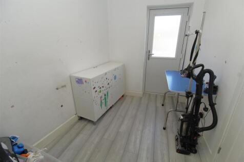 Play Room.JPG