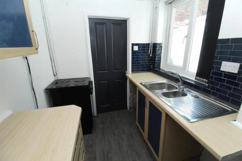 Kitchen1.JPG