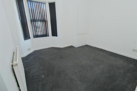 Bed1.JPG