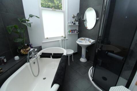Bath1.JPG