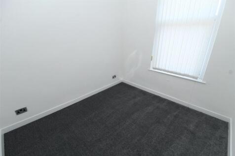 Bed2.JPG