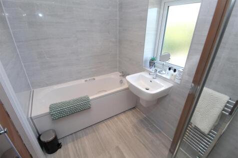 Bath1.JPG