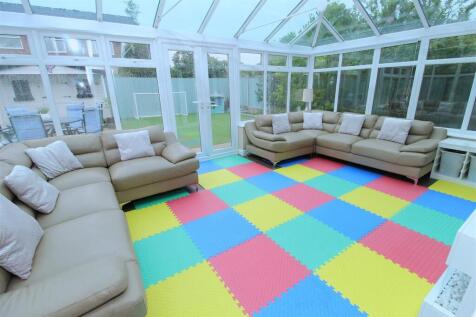 Conservatory1.JPG