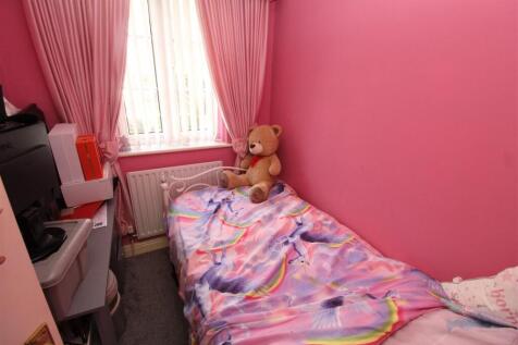Bed3.JPG