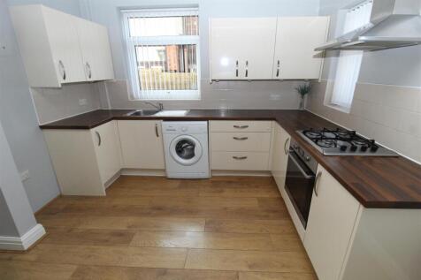 Kitchen1.JPG