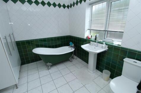 Bath2.JPG