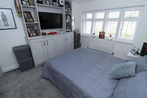 Bed2.JPG