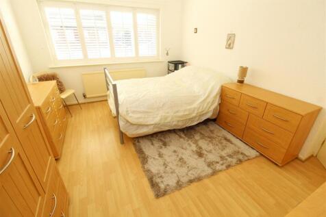 Bed1a.JPG