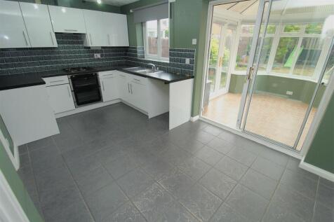 Kitchen4.JPG