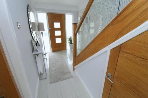hall1.JPG