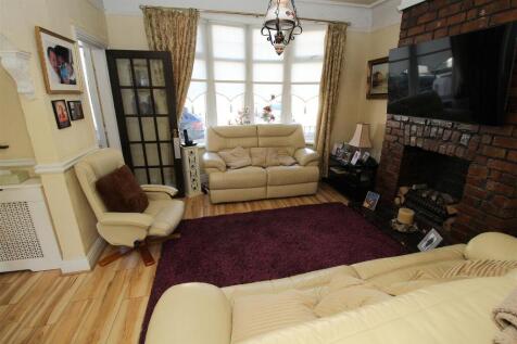 Lounge1.JPG