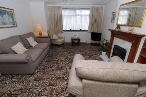 Lounge1.JPG