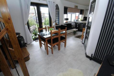 Kitchen7.JPG