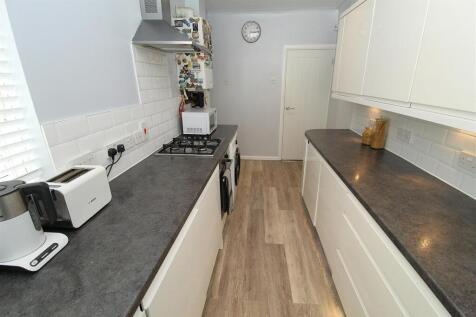 Kitchen.JPG
