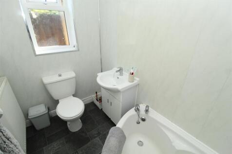 Down Bath.JPG