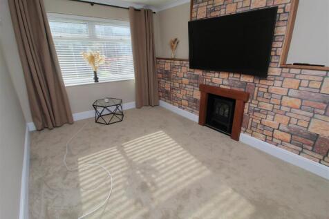 Lounge1.JPG