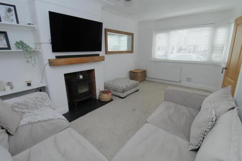 Lounge1.JPG