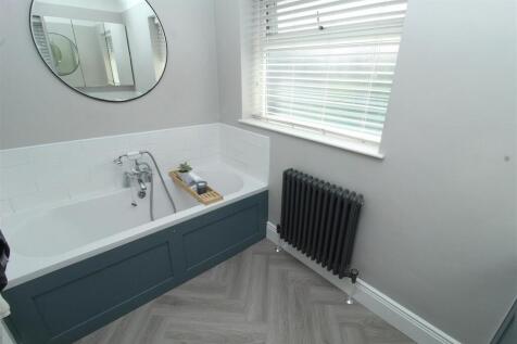 Bath1.JPG