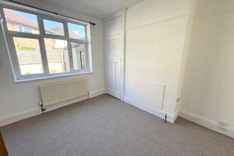 9 South Court Road 4.jpg