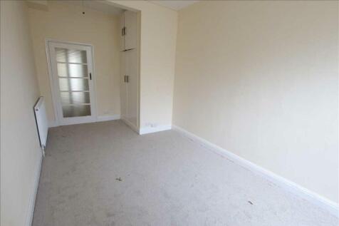 BASEMENT FLAT