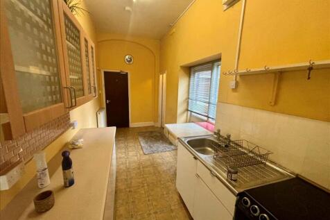 GROUND FLOOR FLAT