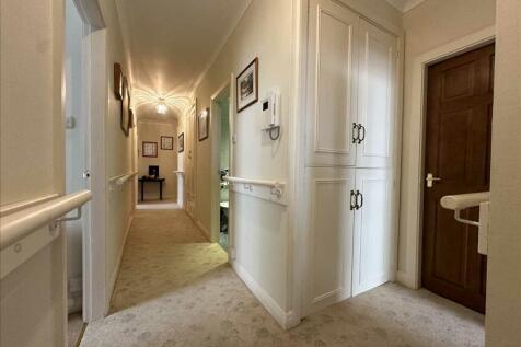 Private Entrance