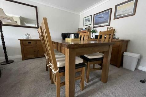 Lounge / Diner