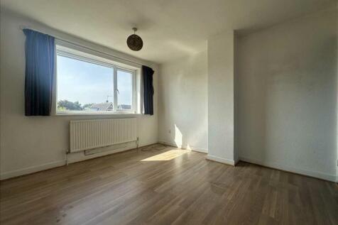 Bedroom (front)