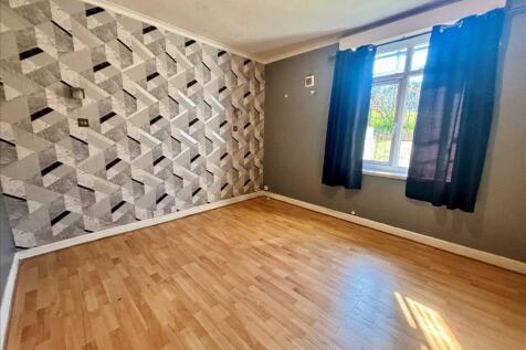 MASTER BEDROOM 4.50m