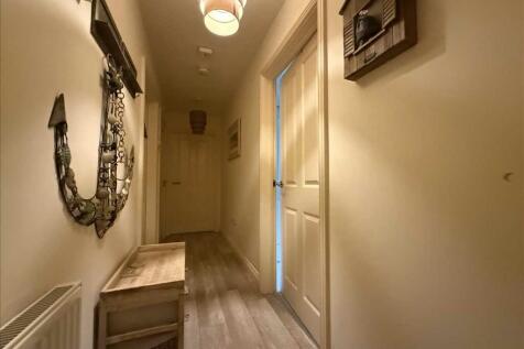 Private Entrance