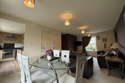 Lounge &amp;