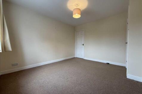 Bedroom (front)