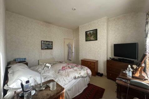 FOUR BEDROOM COTTAGE