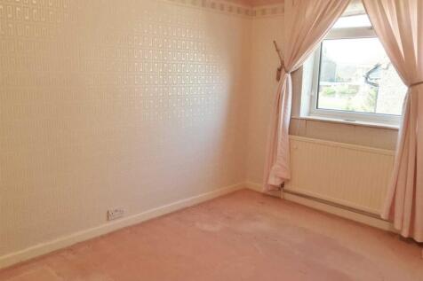 Bedroom (side)