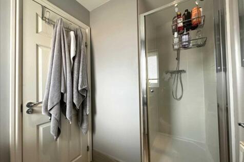 Ensuite Shower Room