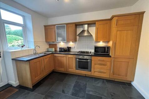 DINING/KITCHEN