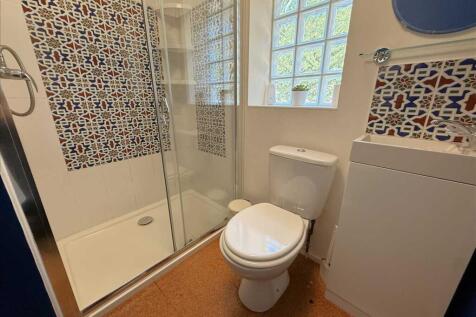 Ensuite Shower Room