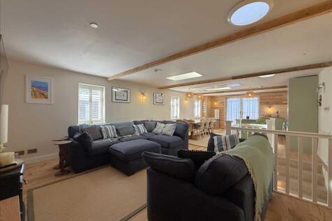 Lounge Area