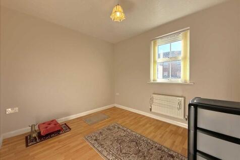 Bedroom (front)