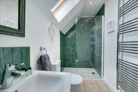 Ensuite Shower Room