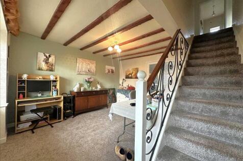 Dining Room/Entrance