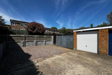 garage.jpg