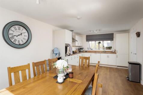 108 Longford Park Road, Bodicote-11.jpg