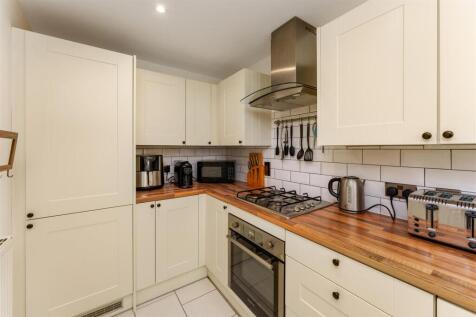 8 Thyme Close, Banbury-12.jpg