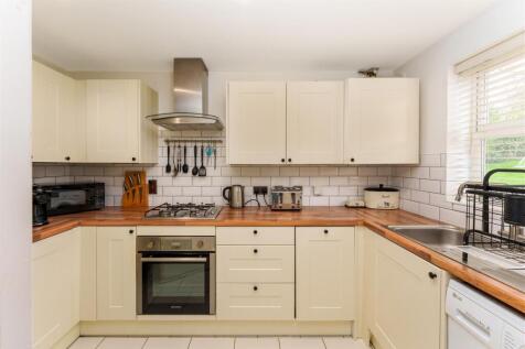 8 Thyme Close, Banbury-10.jpg